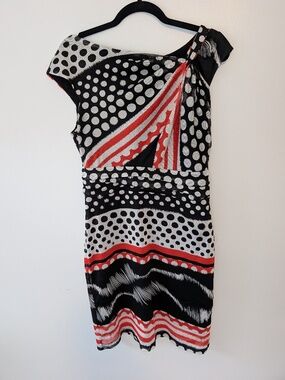 Super fun Cannella dress with amazing pattern